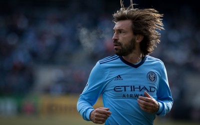 第一电竞-佐默扑救脱手酿成大祸